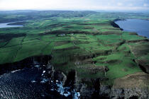 Vue aérienne d'un paysage irlandais. © Philip Plisson / Plisson La Trinité / AA02312 - Photo Galleries - Foreign country