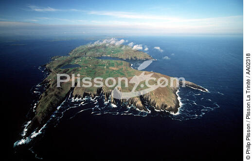 Clear Island. - © Philip Plisson / Plisson La Trinité / AA02318 - Nos reportages photos - Irlande