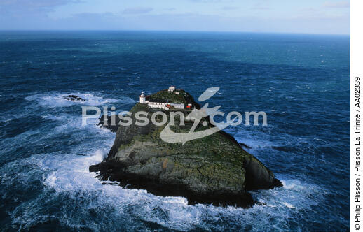 Phare de Bull Rock. - © Philip Plisson / Plisson La Trinité / AA02339 - Nos reportages photos - Phare [Irl]