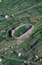 Le fort de Dùn Eochla sur Inishmore © Philip Plisson / Plisson La Trinité / AA02458 - Photo Galleries - Fort