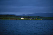 Maison dans Clew Bay. © Philip Plisson / Plisson La Trinité / AA02549 - Nos reportages photos - Irlande, l'île verte