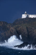 Phare sur la côte irlandaise. © Philip Plisson / Plisson La Trinité / AA02588 - Photo Galleries - Lighthouse