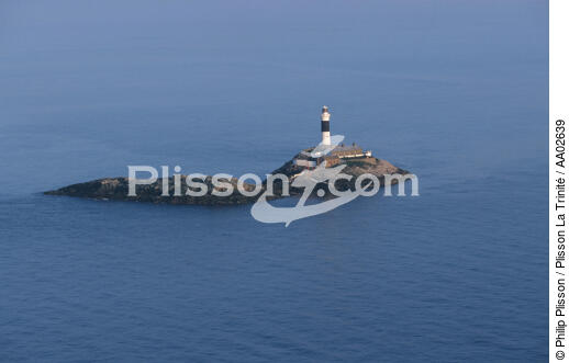 Phare de Rockabill. - © Philip Plisson / Plisson La Trinité / AA02639 - Photo Galleries - Calm sea