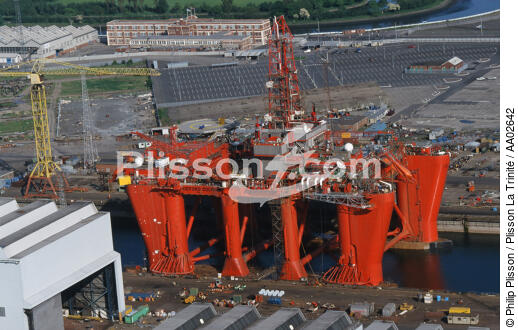 Chantier navale à Belfast. - © Philip Plisson / Plisson La Trinité / AA02642 - Photo Galleries - Shipyards