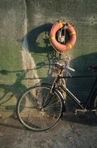 Vélo sur Clare Island. © Philip Plisson / Plisson La Trinité / AA02679 - Nos reportages photos - Ile [Irl]