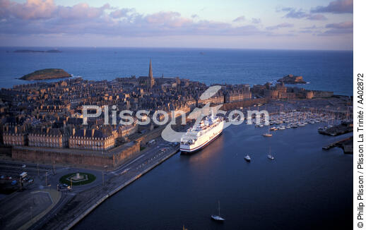 Bassin Vauban, Saint Malo. - © Philip Plisson / Plisson La Trinité / AA02872 - Nos reportages photos - Saint-Malo