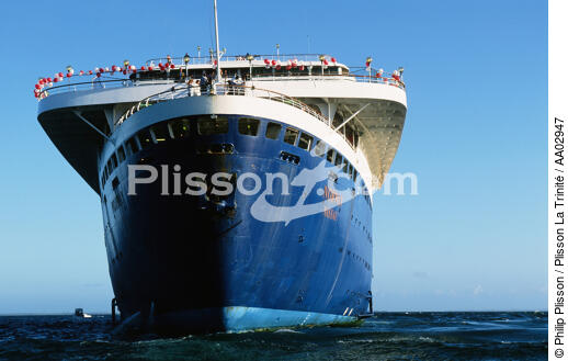 Le Norway de face - © Philip Plisson / Plisson La Trinité / AA02947 - Photo Galleries - Cruise
