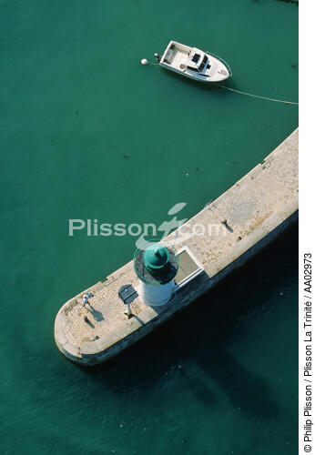 Feu de port de la Flotte en Ré - © Philip Plisson / Plisson La Trinité / AA02973 - Nos reportages photos - Port