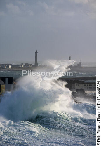 Penmarc'h / Eckmühl - © Philip Plisson / Plisson La Trinité / AA03024 - Photo Galleries - Storm at sea