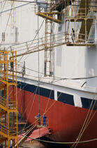 Carénage du flanc d'un navire © Philip Plisson / Plisson La Trinité / AA03048 - Photo Galleries - Boat and shipbuilding
