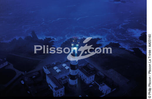 Créac'h de nuit - © Philip Plisson / Plisson La Trinité / AA03160 - Nos reportages photos - Créac'h