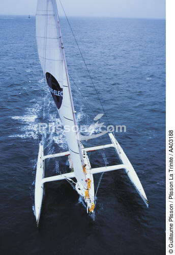 Sport Elec - © Guillaume Plisson / Plisson La Trinité / AA03188 - Photo Galleries - Ocean racing trimaran