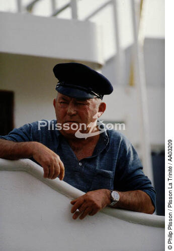Marin pêcheur à la retraite - © Philip Plisson / Plisson La Trinité / AA03209 - Nos reportages photos - Homme
