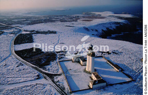 Le Stiff sous la neige - © Guillaume Plisson / Plisson La Trinité / AA03266 - Nos reportages photos - Mer d'Iroise