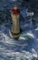 Le phare de la Jument © Guillaume Plisson / Plisson La Trinité / AA03279 - Nos reportages photos - Site [29]