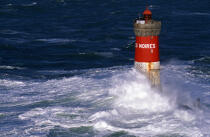 Le phare des Pierres Noires © Guillaume Plisson / Plisson La Trinité / AA03287 - Photo Galleries - Lighthouse