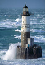 Ar-Men dans le gros temps © Philip Plisson / Plisson La Trinité / AA03289 - Nos reportages photos - Mer d'Iroise