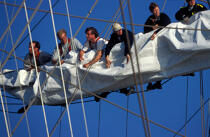Dans la mâture d'un grand voilier © Philip Plisson / Plisson La Trinité / AA03329 - Nos reportages photos - Elément d'un bateau