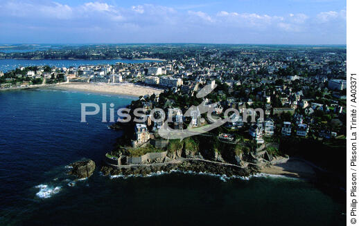 Dinard - © Philip Plisson / Plisson La Trinité / AA03371 - Photo Galleries - Emerald Coast [The]