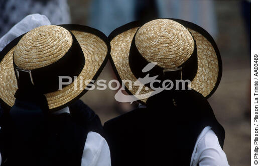 Chapeau breton. - © Philip Plisson / Plisson La Trinité / AA03469 - Nos reportages photos - Costume