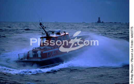 Sauvetage en mer à Perros-Guirec - © Philip Plisson / Plisson La Trinité / AA03775 - Photo Galleries - Storms