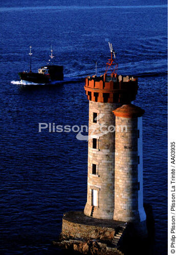 La Croix. - © Philip Plisson / Plisson La Trinité / AA03935 - Photo Galleries - Lighthouse [22]