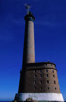 Ciel bleu sur les Roches Douvres © Philip Plisson / Plisson La Trinité / AA03946 - Nos reportages photos - Signalisation maritime