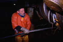 Pêcheur au travail. © Didier Perron / Plisson La Trinité / AA04008 - Photo Galleries - Fishing vessel