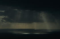 Lumière à travers un ciel de grain. © Philip Plisson / Plisson La Trinité / AA04045 - Photo Galleries - Morbihan [The gulf of the]