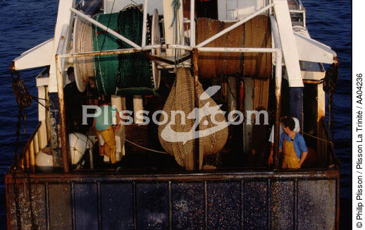 Pêche au large. - © Philip Plisson / Plisson La Trinité / AA04236 - Photo Galleries - Professional fisherman