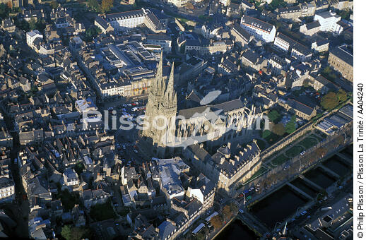 La cathédrale de Quimper - © Philip Plisson / Plisson La Trinité / AA04240 - Photo Galleries - Cathedral
