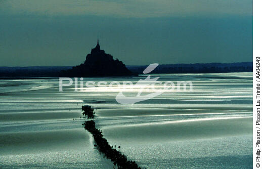 Pélérinage au Mont Saint-Michel - © Philip Plisson / Plisson La Trinité / AA04249 - Nos reportages photos - Normandie