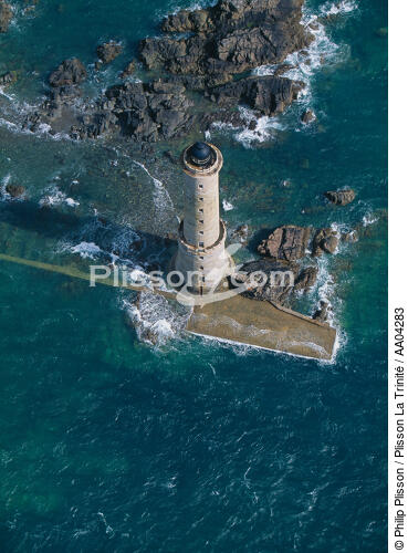 Vue plongeante sur les Héaux de Bréhat - © Philip Plisson / Plisson La Trinité / AA04283 - Photo Galleries - Lighthouse [22]