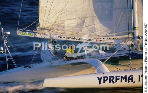Yprema. - © Guillaume Plisson / Plisson La Trinité / AA04357 - Photo Galleries - Ocean racing trimaran