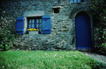 Entrée d'une maison bretonne. © Philip Plisson / Plisson La Trinité / AA04393 - Photo Galleries - Window