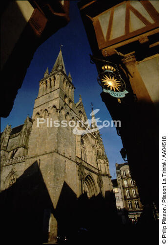 La cathédrale de Vannes - © Philip Plisson / Plisson La Trinité / AA04518 - Nos reportages photos - Monument religieux