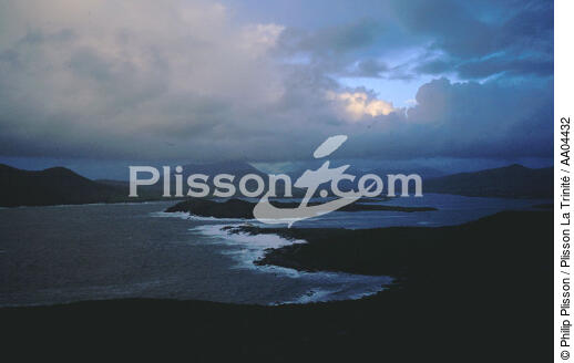 Le Loch Ness. - © Philip Plisson / Plisson La Trinité / AA04432 - Nos reportages photos - Site [Eco]