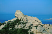 Rocher en Corse. © Philip Plisson / Plisson La Trinité / AA04452 - Nos reportages photos - Rocher