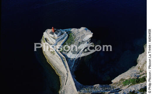 Madonetta. - © Philip Plisson / Plisson La Trinité / AA04458 - Nos reportages photos - Corse