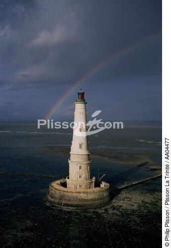 Cordouan sous un arc en ciel. - © Philip Plisson / Plisson La Trinité / AA04477 - Photo Galleries - Rainbow