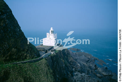 Dans le Devon, le phare Hartland Point. - © Philip Plisson / Plisson La Trinité / AA04708 - Photo Galleries - Mist