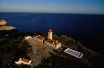 Le phare Alfanzina, Portugal. © Philip Plisson / Pêcheur d’Images / AA04712 - Photo Galleries - Portuguese Lighthouses