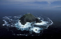 The Black Rock Mayo from the sky. © Philip Plisson / Plisson La Trinité / AA04740 - Photo Galleries - Lighthouse [Ire]