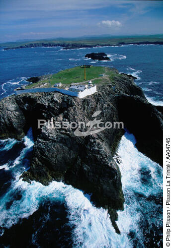 Eagle Island, phare d'Irlande. - © Philip Plisson / Plisson La Trinité / AA04745 - Nos reportages photos - Irlande