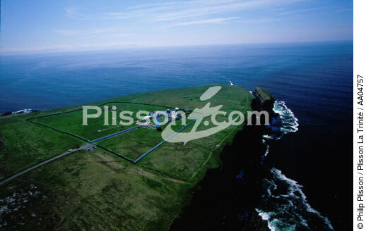 Vue aérienne du phare de Loop Head, en Irlande. - © Philip Plisson / Plisson La Trinité / AA04757 - Nos reportages photos - Loop Head [phare de]