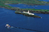 Rotten Island dans le Donegal. © Philip Plisson / Plisson La Trinité / AA04861 - Nos reportages photos - Activité maritime