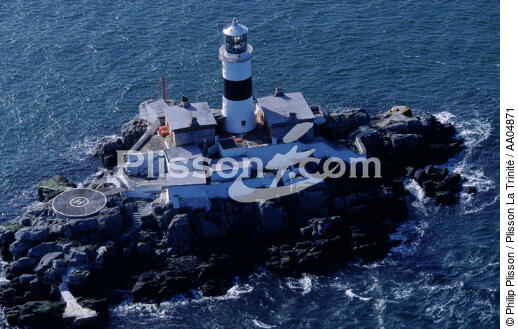 Le phare de Maidens. - © Philip Plisson / Plisson La Trinité / AA04871 - Nos reportages photos - Activité maritime