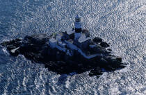 Maidens rock. © Philip Plisson / Plisson La Trinité / AA04872 - Photo Galleries - Irish Lighthouses