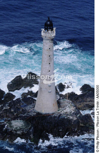 Dans le sud ouest de l'écosse, le phare de Skerryvore - © Philip Plisson / Plisson La Trinité / AA05000 - Photo Galleries - Lighthouse [Scot]