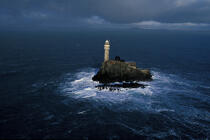 Un phare mytique : le Fastnet © Philip Plisson / Plisson La Trinité / AA05017 - Photo Galleries - Lighthouse [Ire]